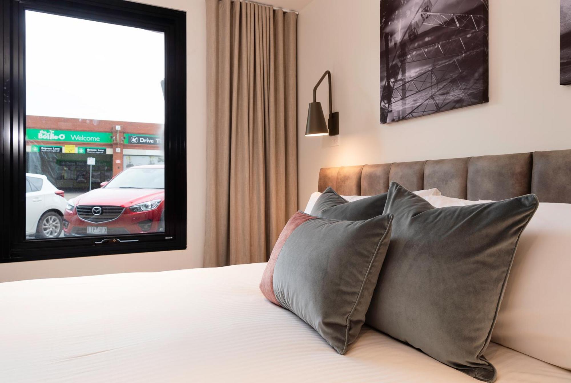 Oaks R Suites Джилонг Стая снимка
